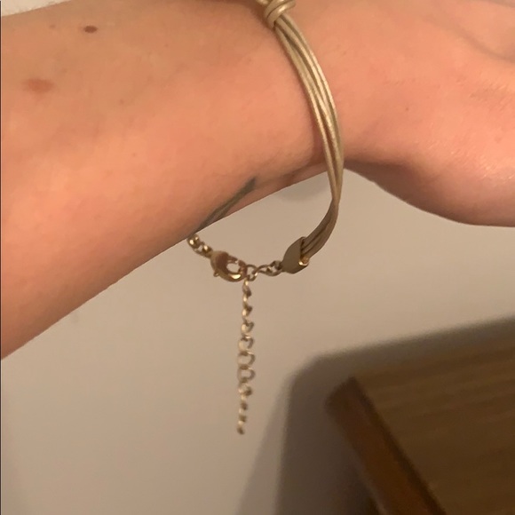 ☮️💟 Peace Sign and Heart Bracelet 💟☮️ - Picture 7 of 7